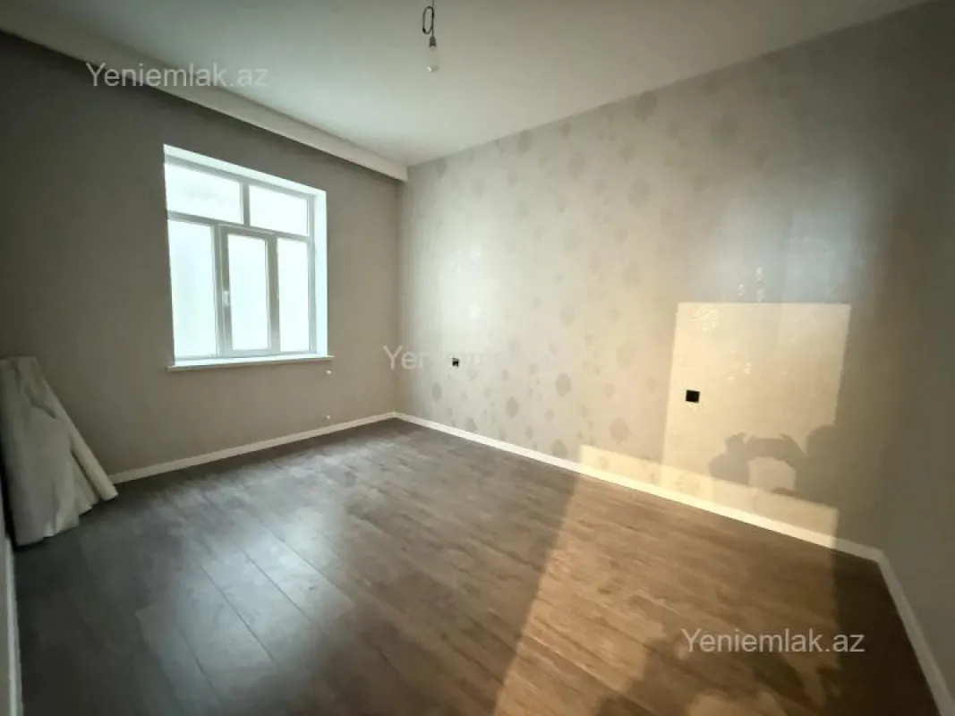 Satılır 4 otaqlı həyət evi 120 m²