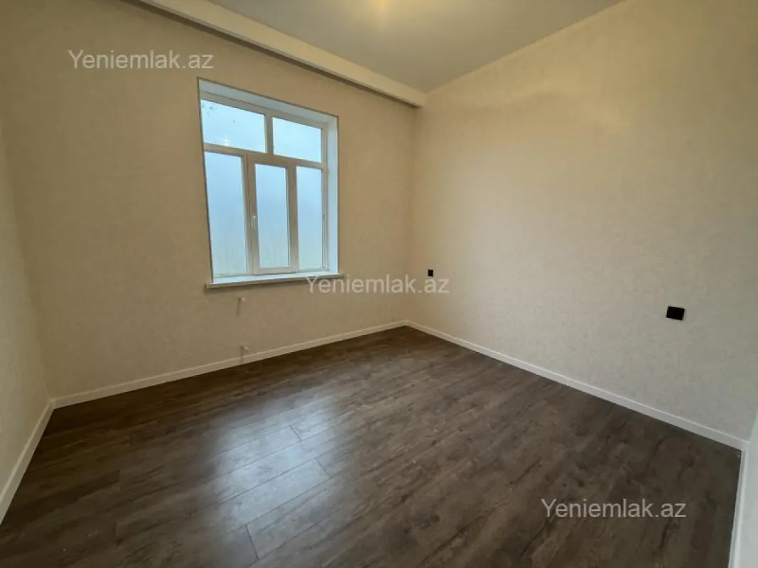 Satılır 4 otaqlı həyət evi 120 m²