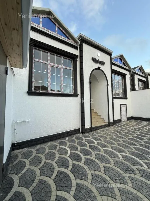 Satılır 4 otaqlı həyət evi 120 m²