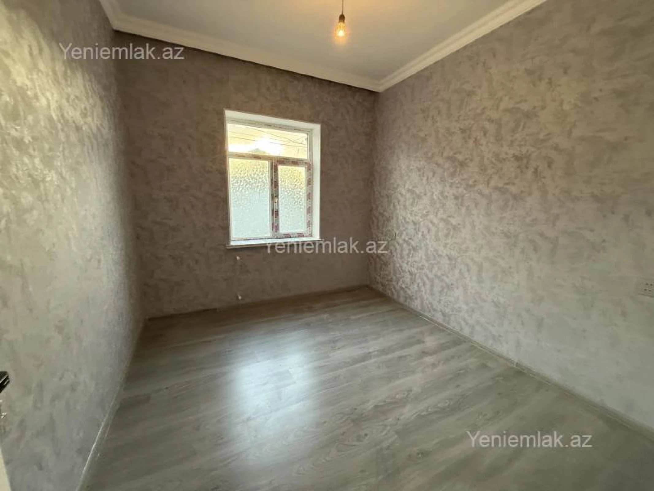 Satılır 4 otaqlı həyət evi 120 m²