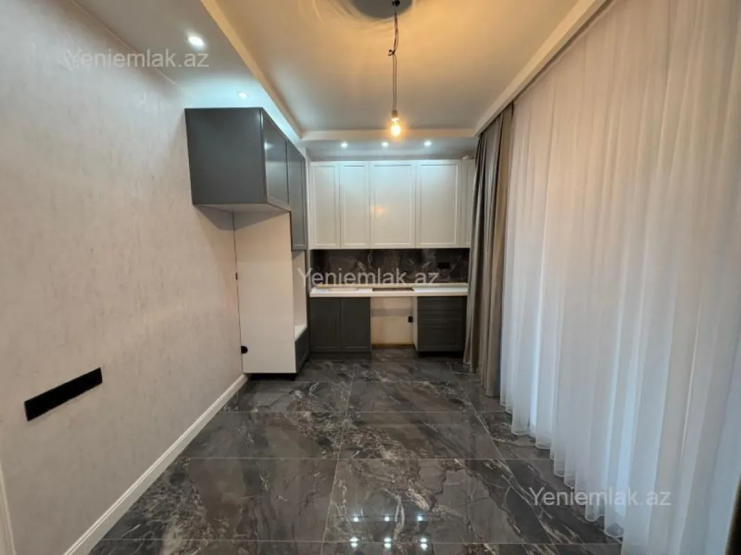 Satılır 2 otaqlı yeni tikili 71 m²