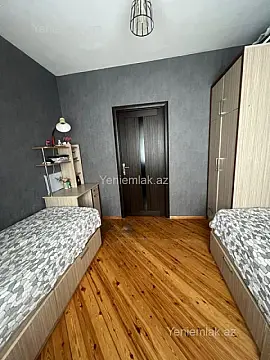Satılır 3 otaqlı köhnə tikili 83 m²