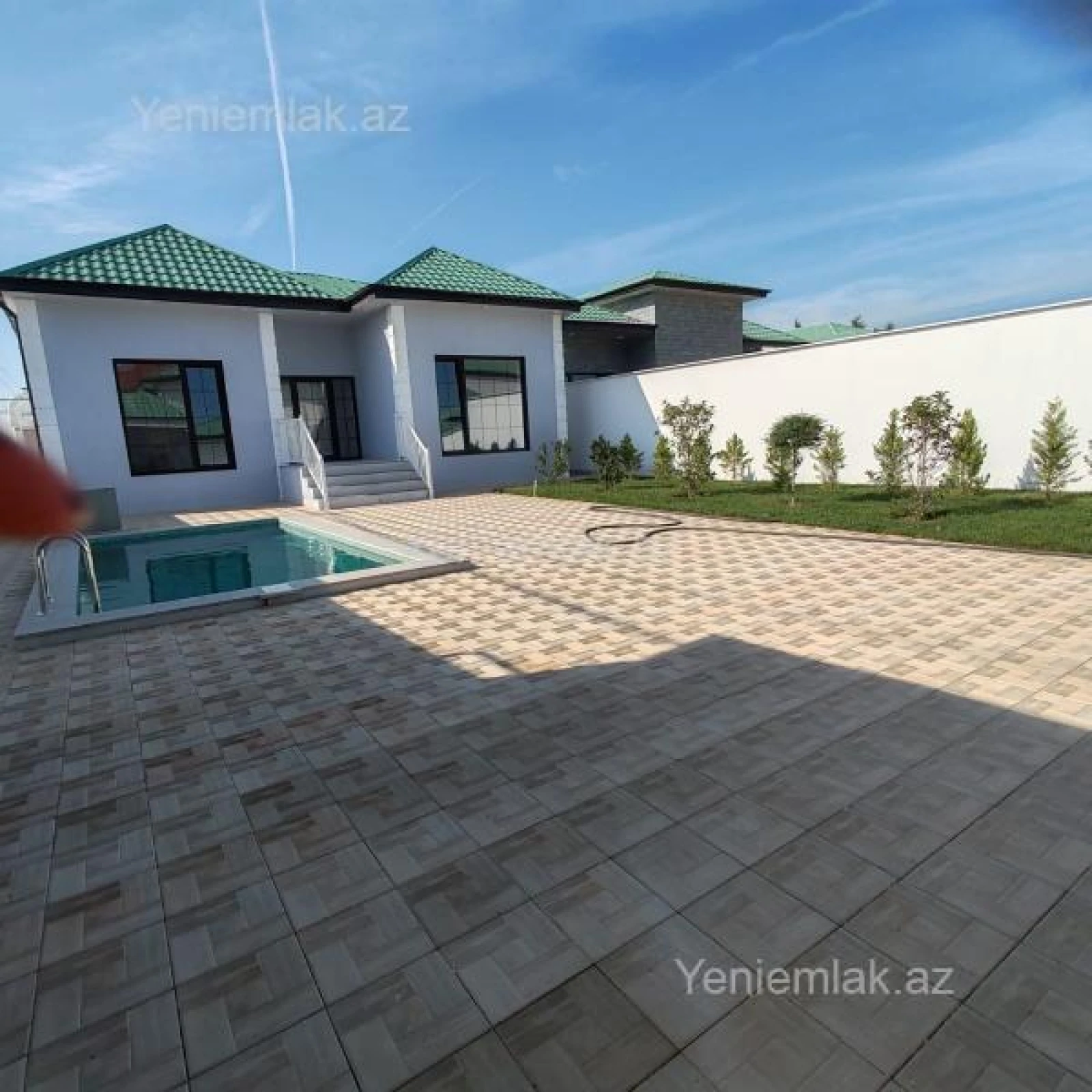 Satılır 4 otaqlı həyət evi 140 m²