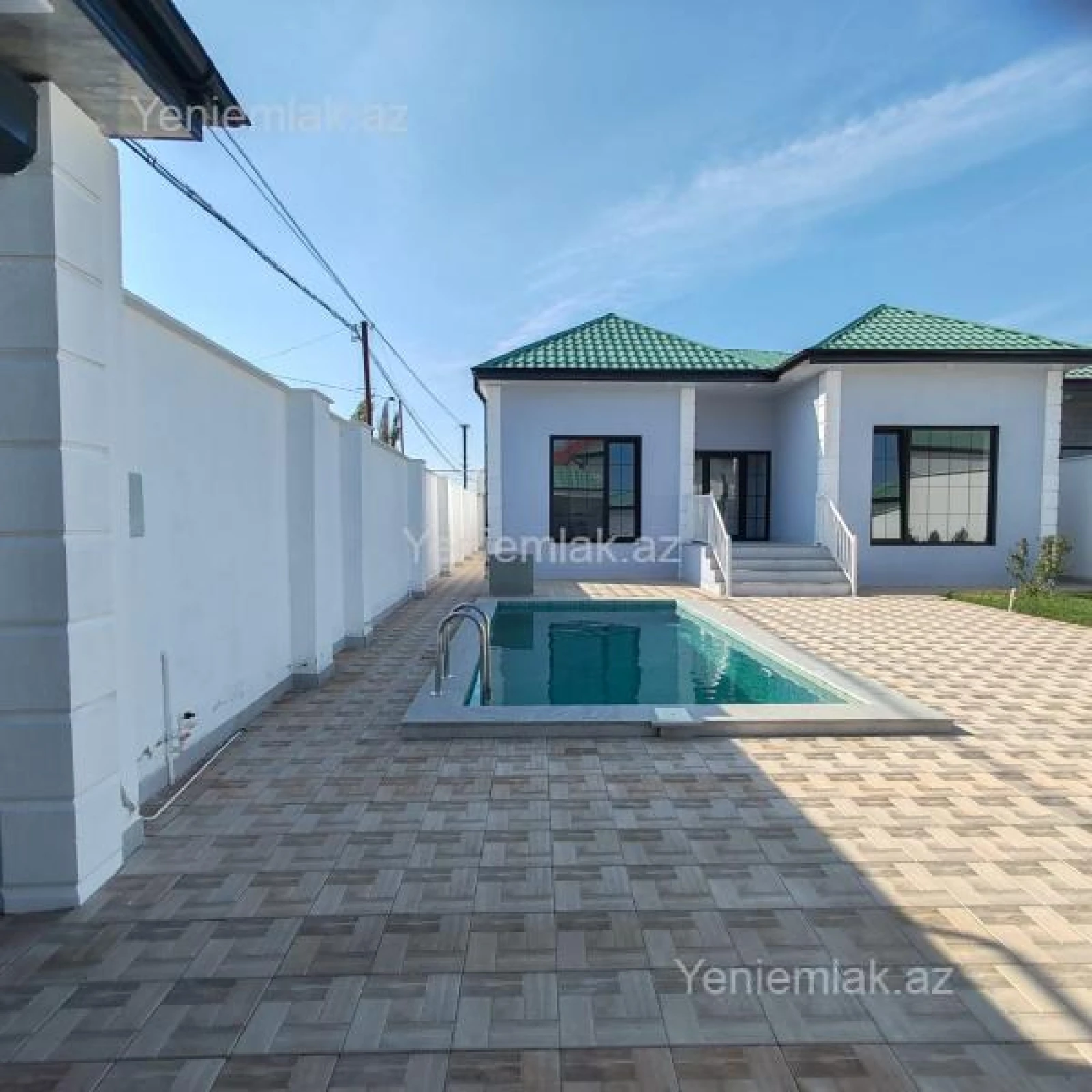 Satılır 4 otaqlı həyət evi 140 m²