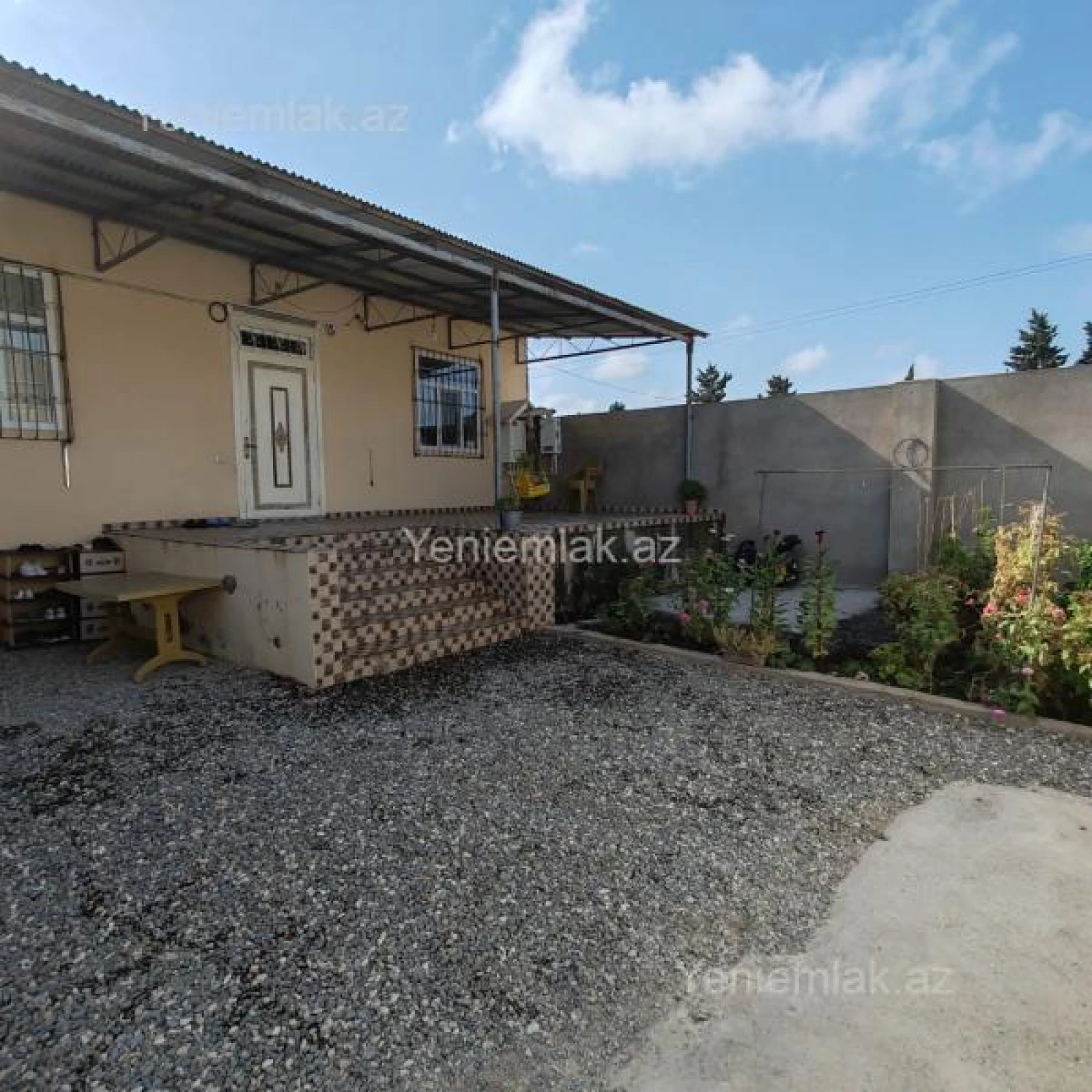 Satılır 3 otaqlı həyət evi 120 m²