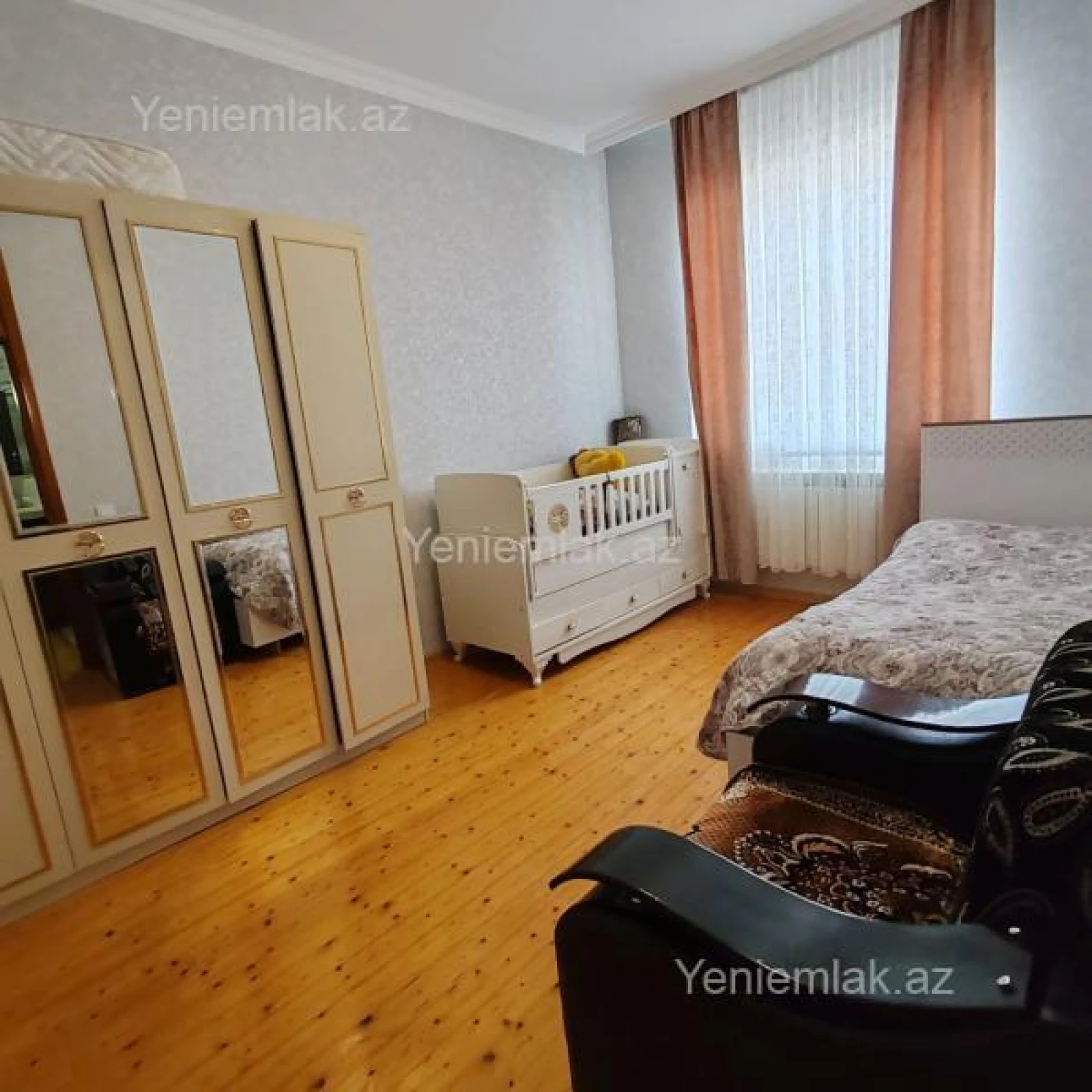 Satılır 3 otaqlı həyət evi 120 m²