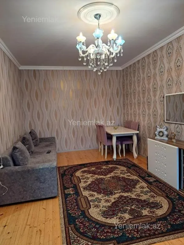 Satılır 4 otaqlı həyət evi 102 m²