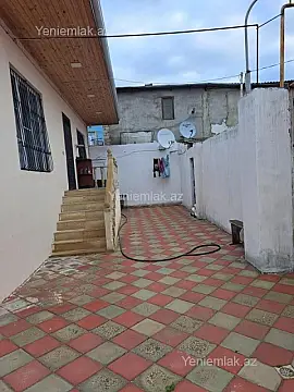 Satılır 4 otaqlı həyət evi 102 m²