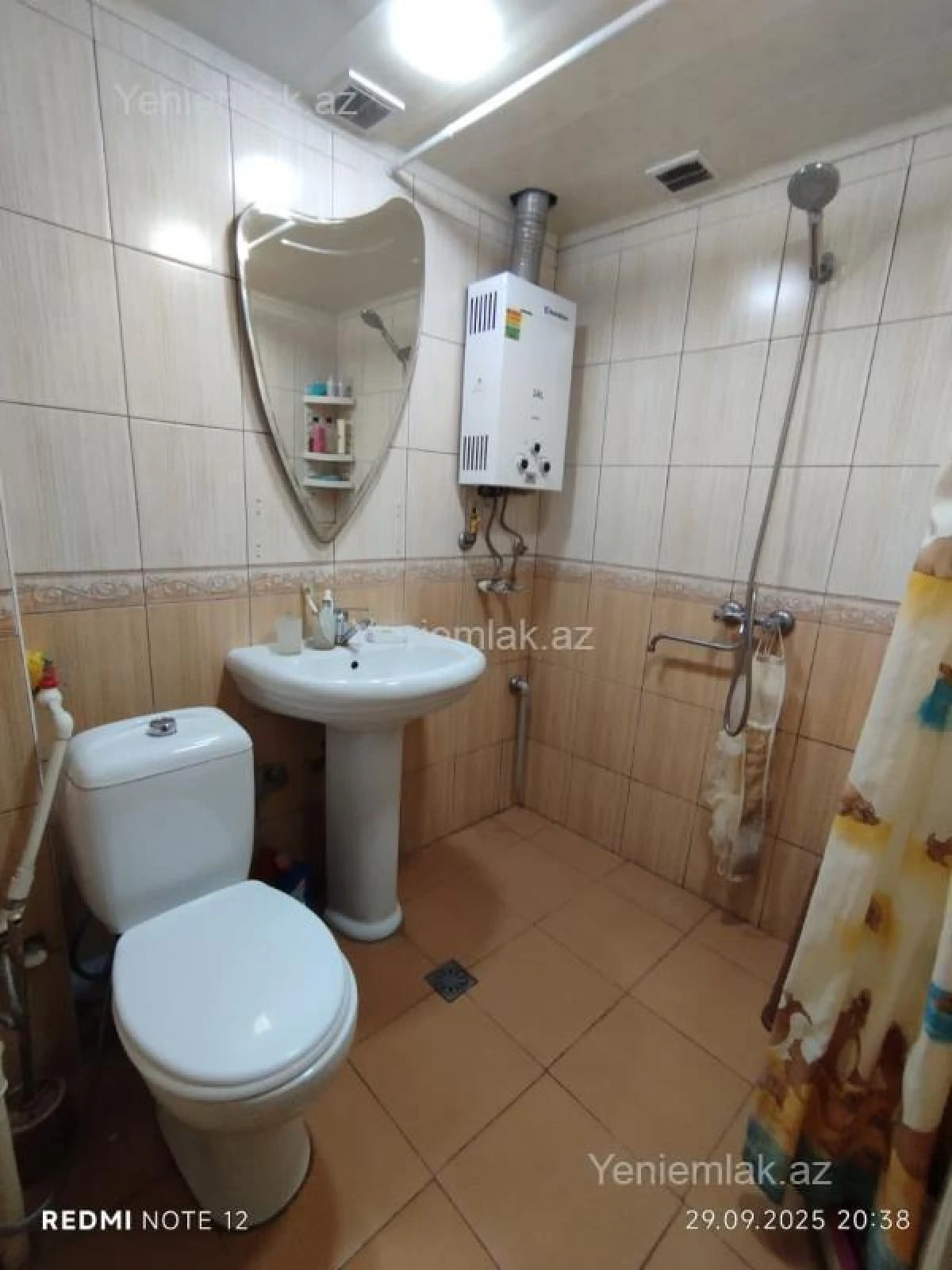 Satılır 2 otaqlı köhnə tikili 45 m²