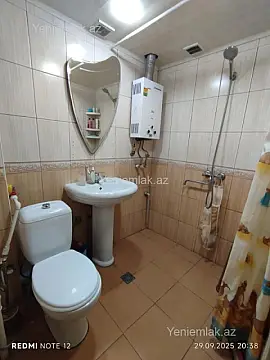 Satılır 2 otaqlı köhnə tikili 45 m²