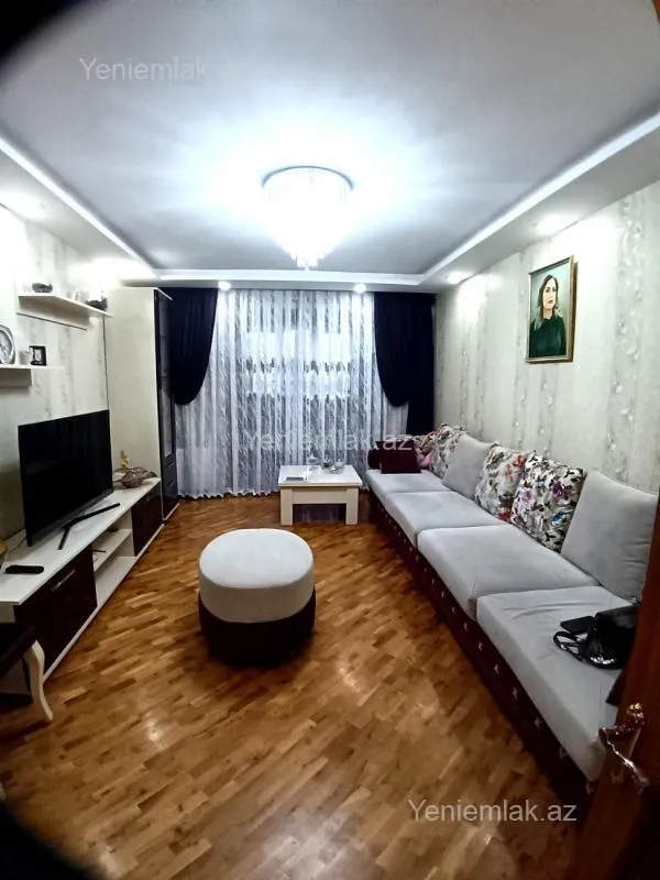 Satılır 3 otaqlı köhnə tikili 72 m²