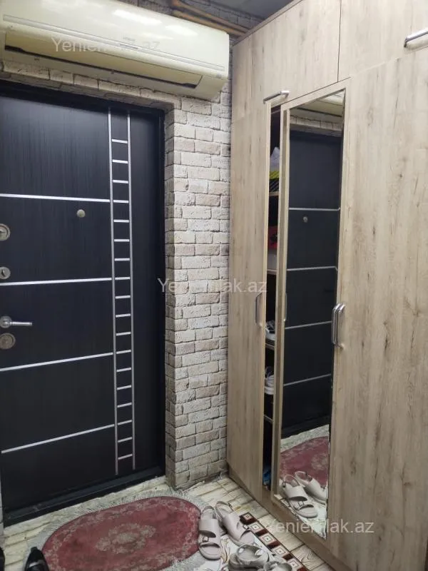 Satılır 2 otaqlı köhnə tikili 60 m²