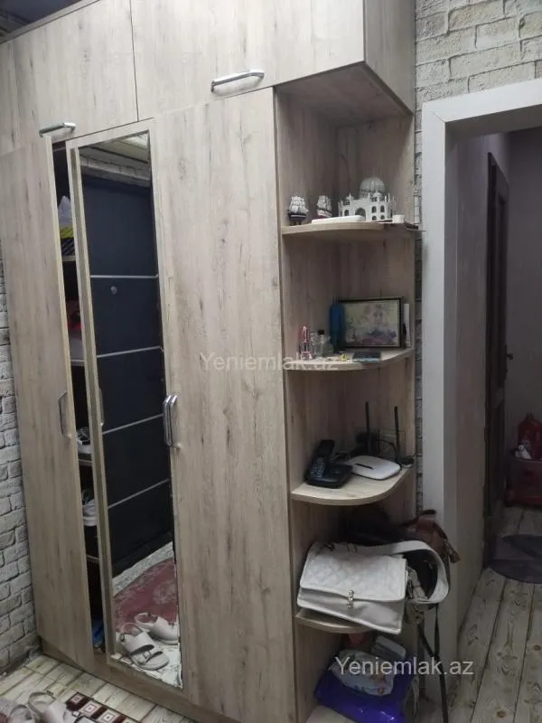 Satılır 2 otaqlı köhnə tikili 60 m²
