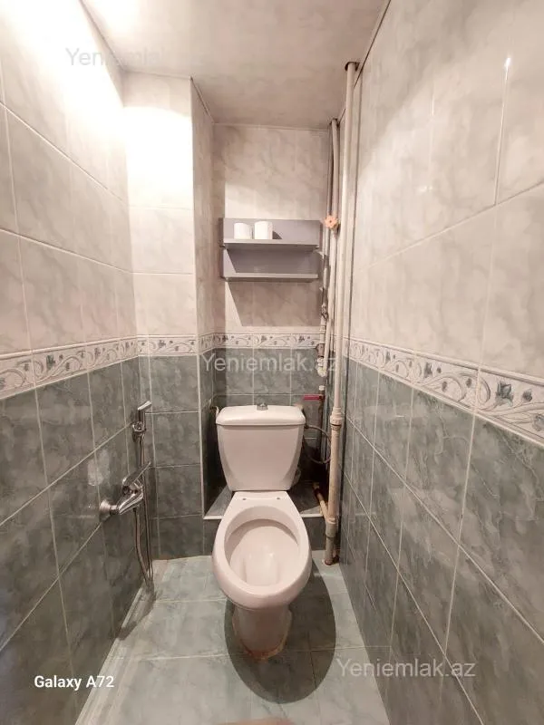 Satılır 3 otaqlı köhnə tikili 72 m²