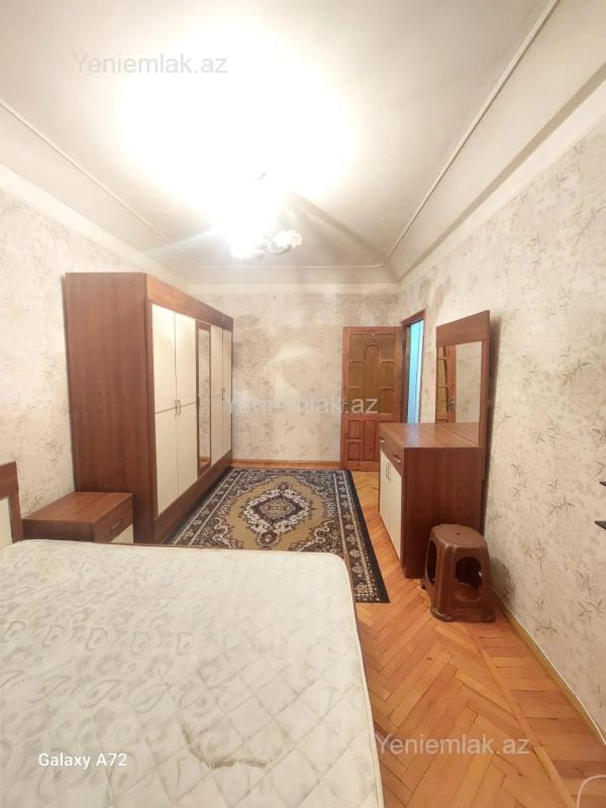 Satılır 3 otaqlı köhnə tikili 72 m²
