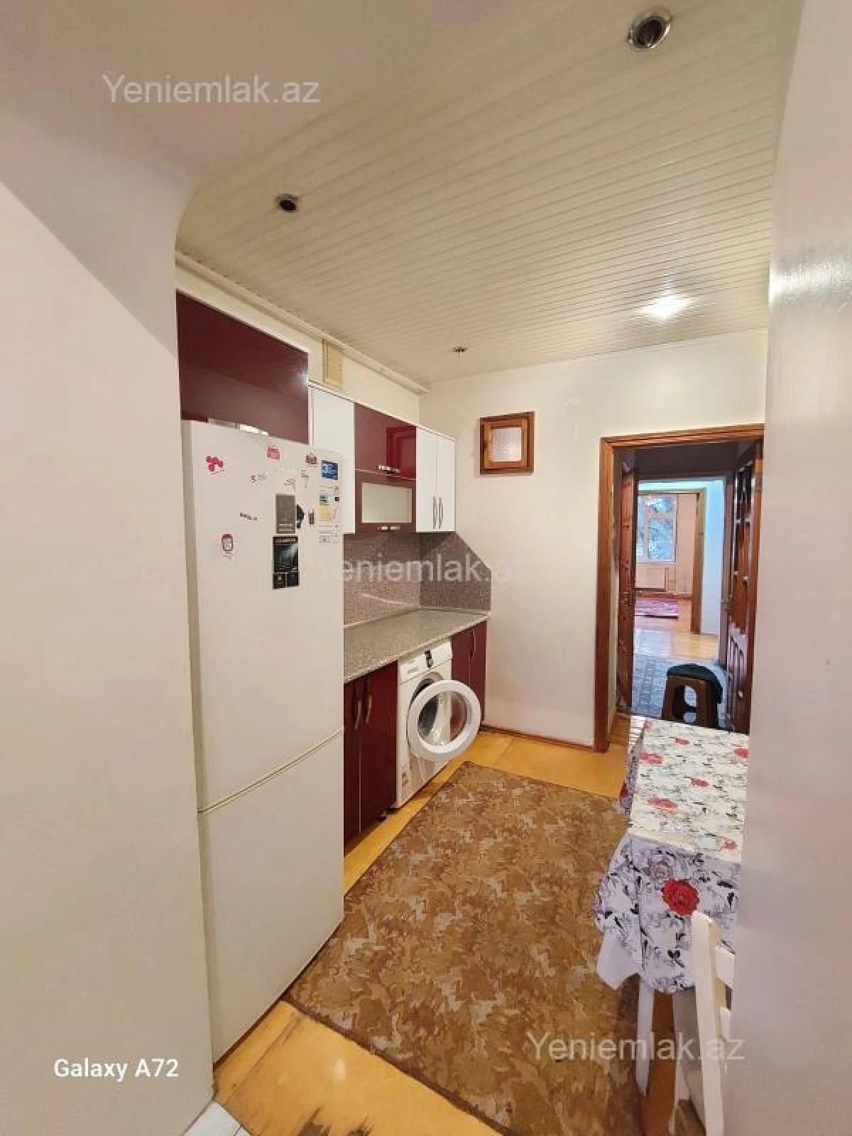 Satılır 3 otaqlı köhnə tikili 72 m²