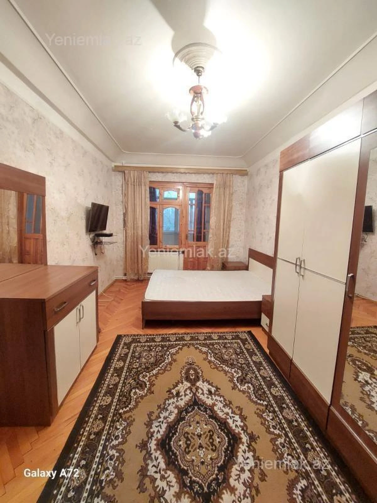 Satılır 3 otaqlı köhnə tikili 72 m²