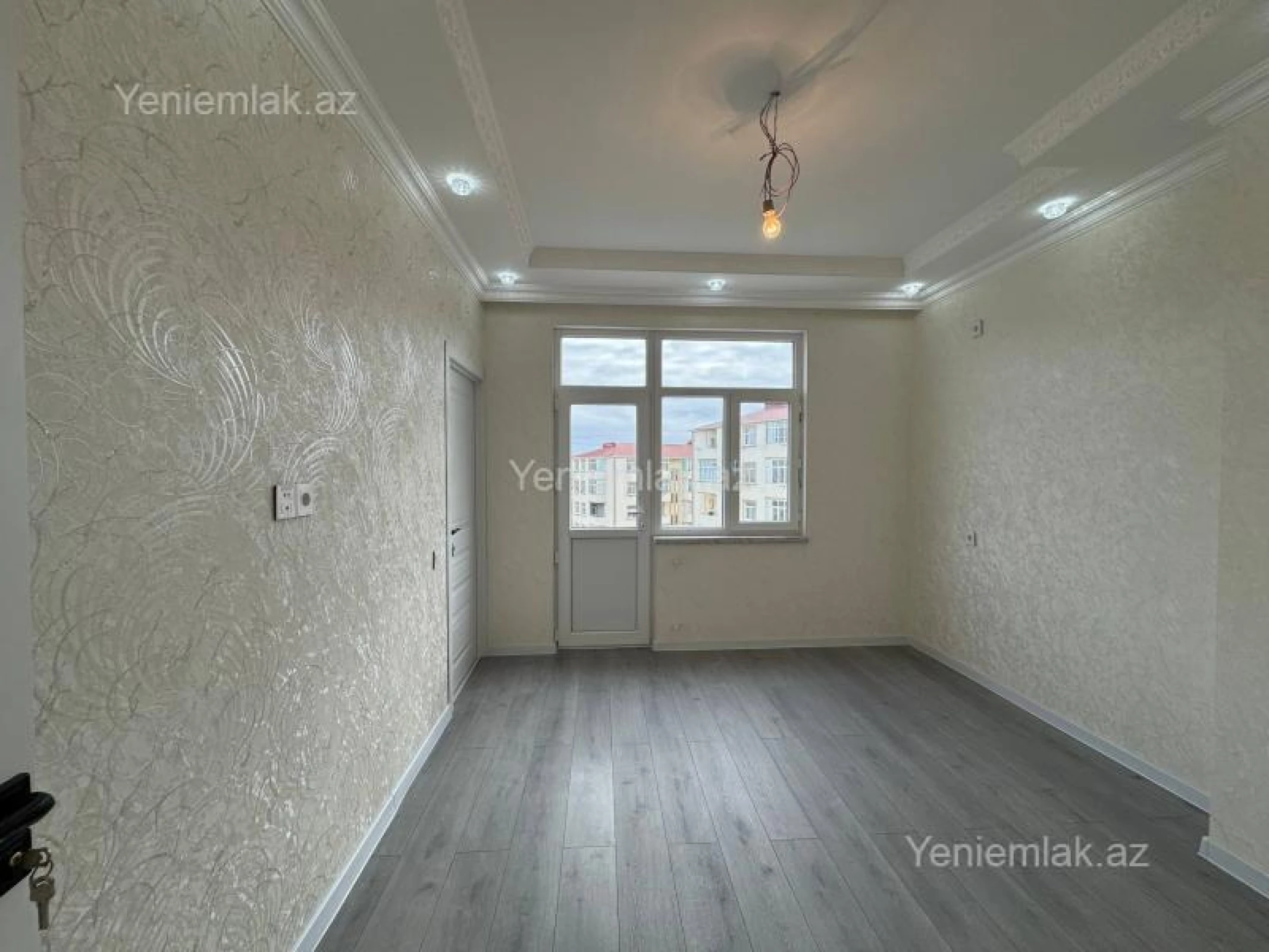 Satılır 2 otaqlı yeni tikili 44 m²