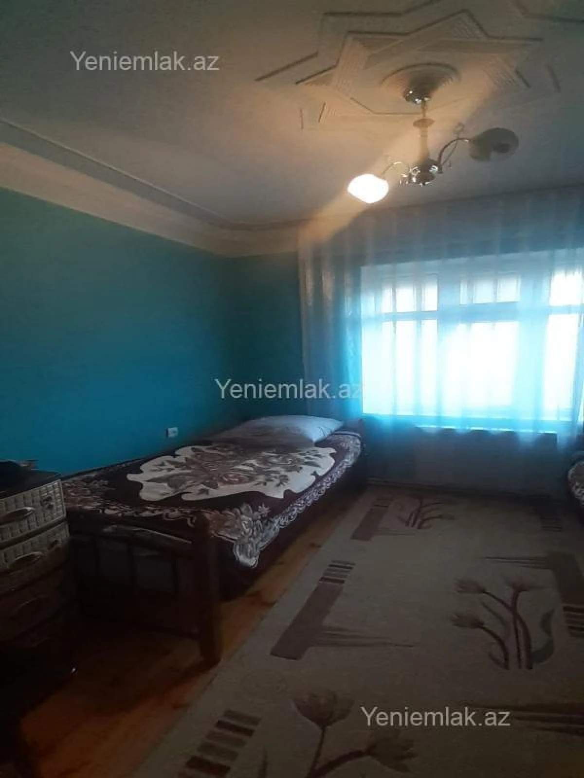 Satılır 3 otaqlı köhnə tikili 85 m²
