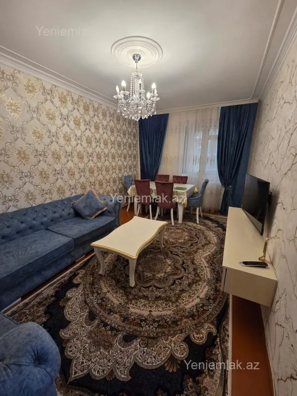 Satılır 4 otaqlı köhnə tikili 82 m²