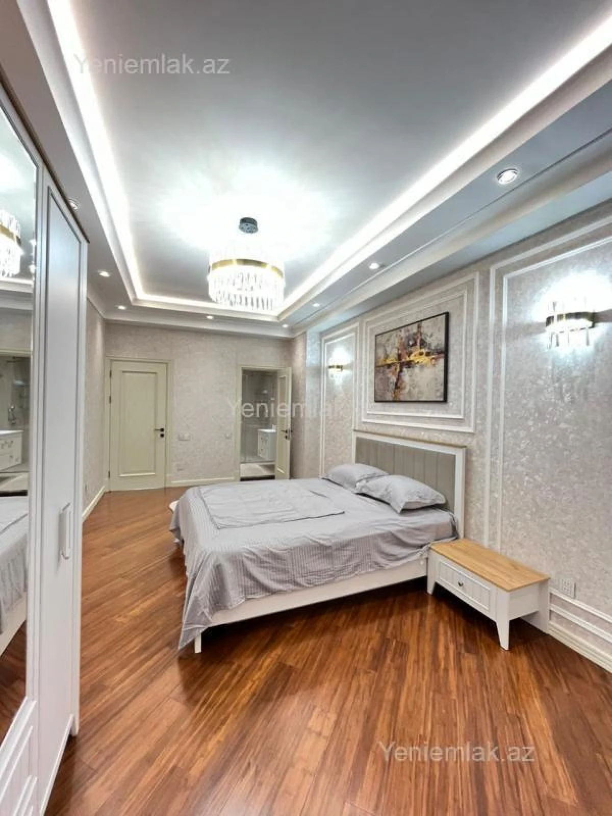 Satılır 4 otaqlı yeni tikili 180 m²