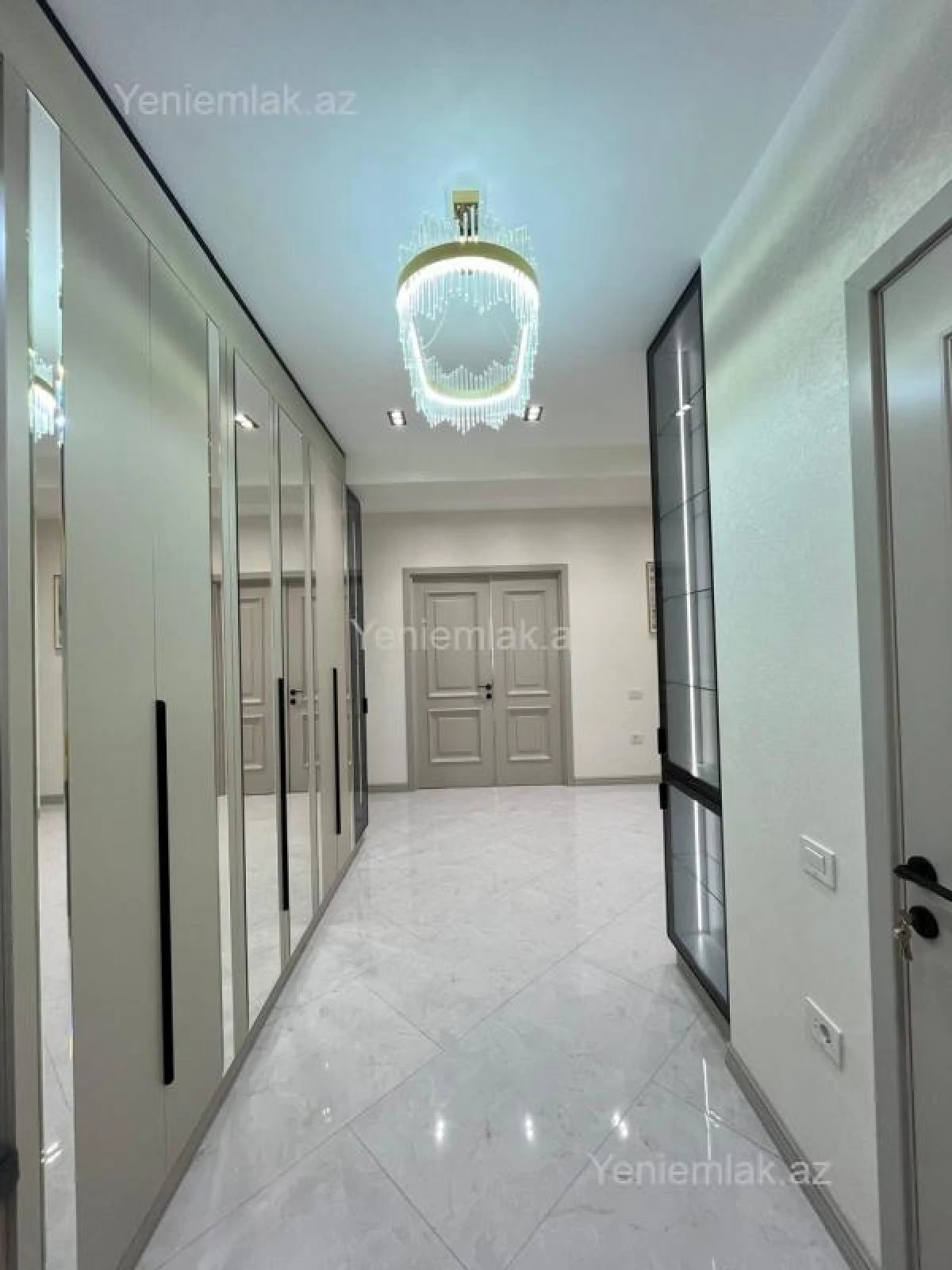 Satılır 3 otaqlı yeni tikili 108 m²