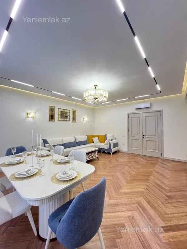 Satılır 3 otaqlı yeni tikili 108 m²