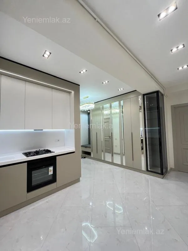 Satılır 3 otaqlı yeni tikili 108 m²