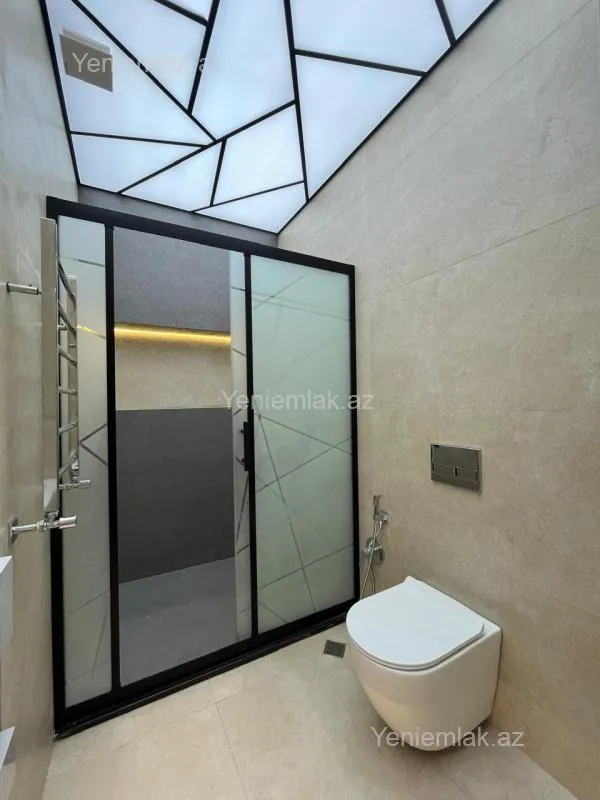 Satılır 3 otaqlı yeni tikili 108 m²