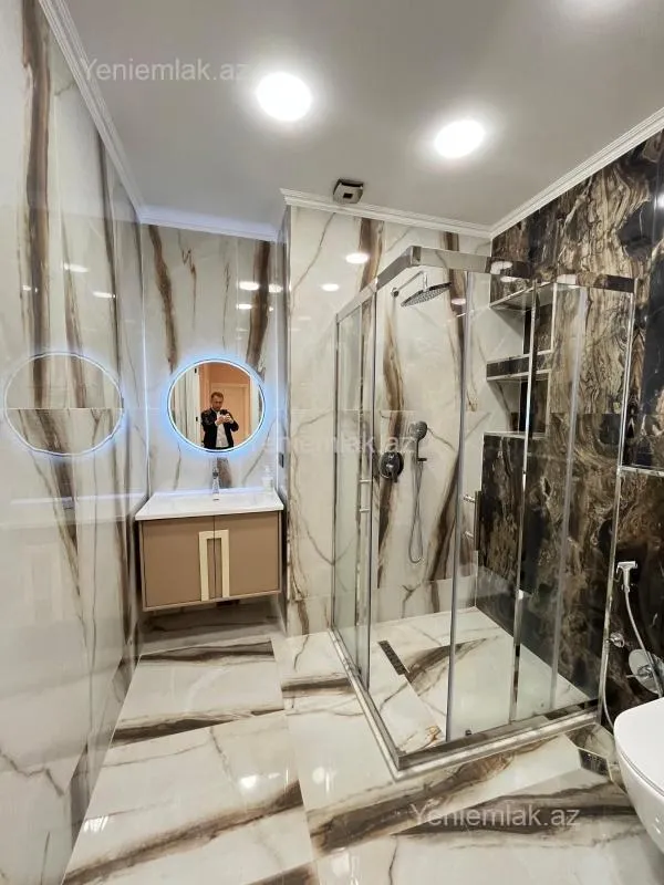 Satılır 3 otaqlı yeni tikili 100 m²