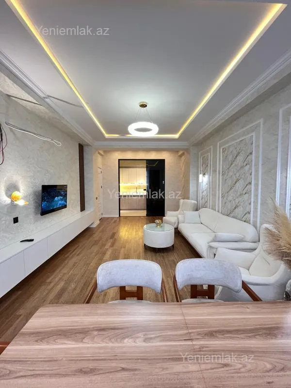 Satılır 3 otaqlı yeni tikili 100 m²