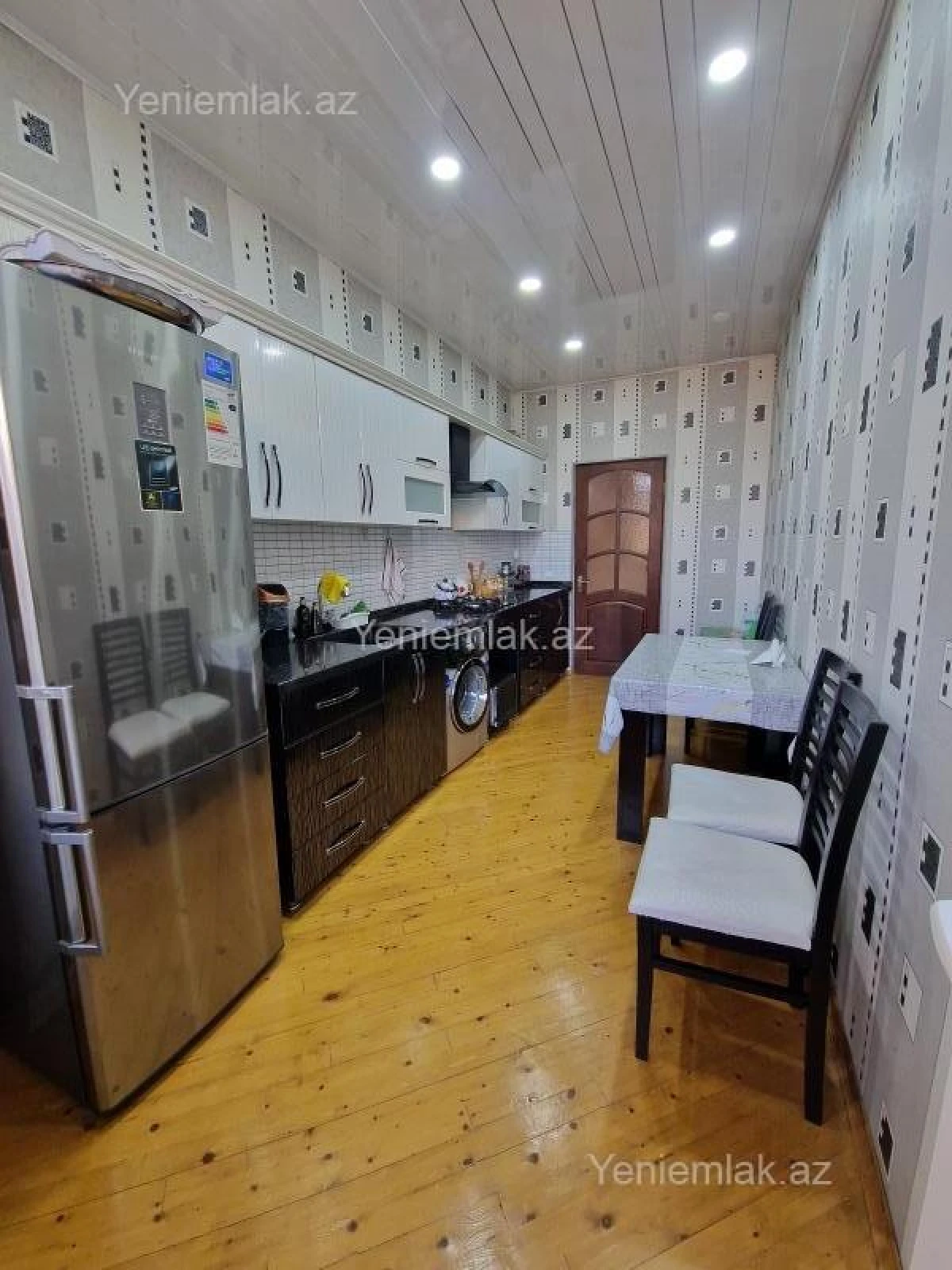 Satılır 3 otaqlı yeni tikili 107 m²