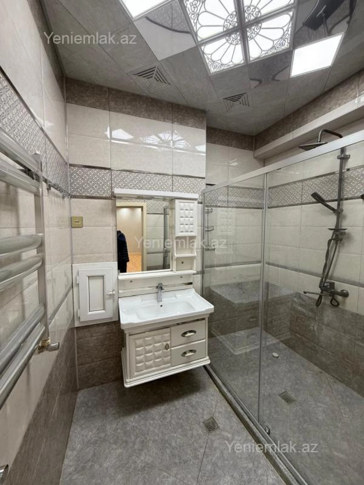 Satılır 2 otaqlı yeni tikili 86 m²