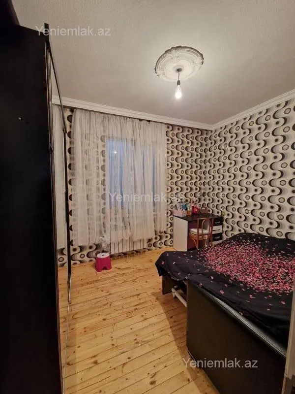 Satılır 3 otaqlı həyət evi 80 m²