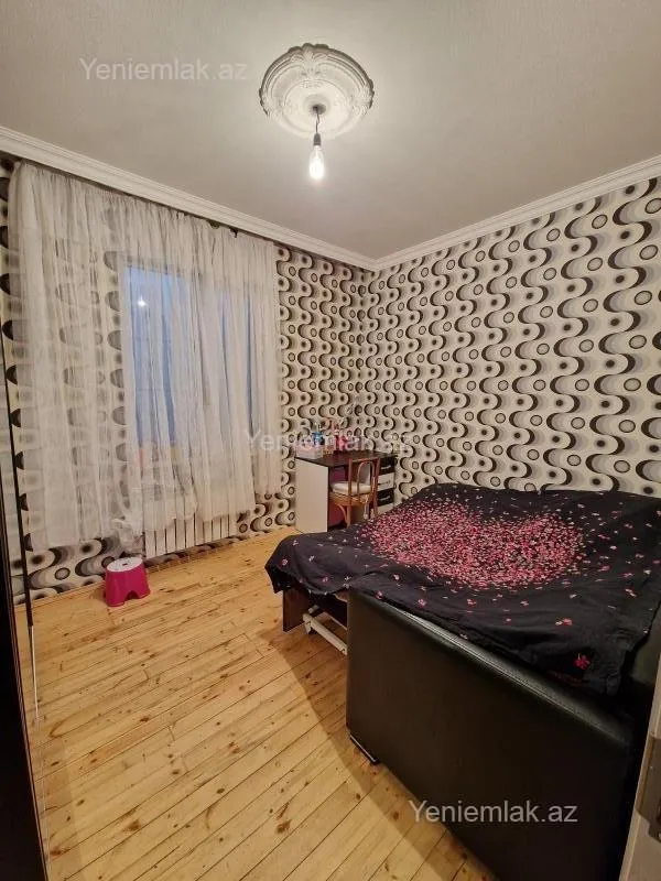 Satılır 3 otaqlı həyət evi 80 m²