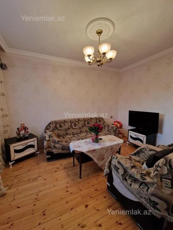 Satılır 3 otaqlı həyət evi 80 m²