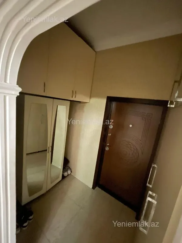 Satılır 4 otaqlı yeni tikili 125 m²