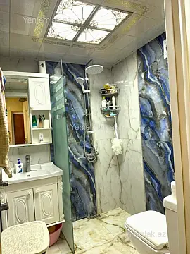 Satılır 2 otaqlı köhnə tikili 60 m²