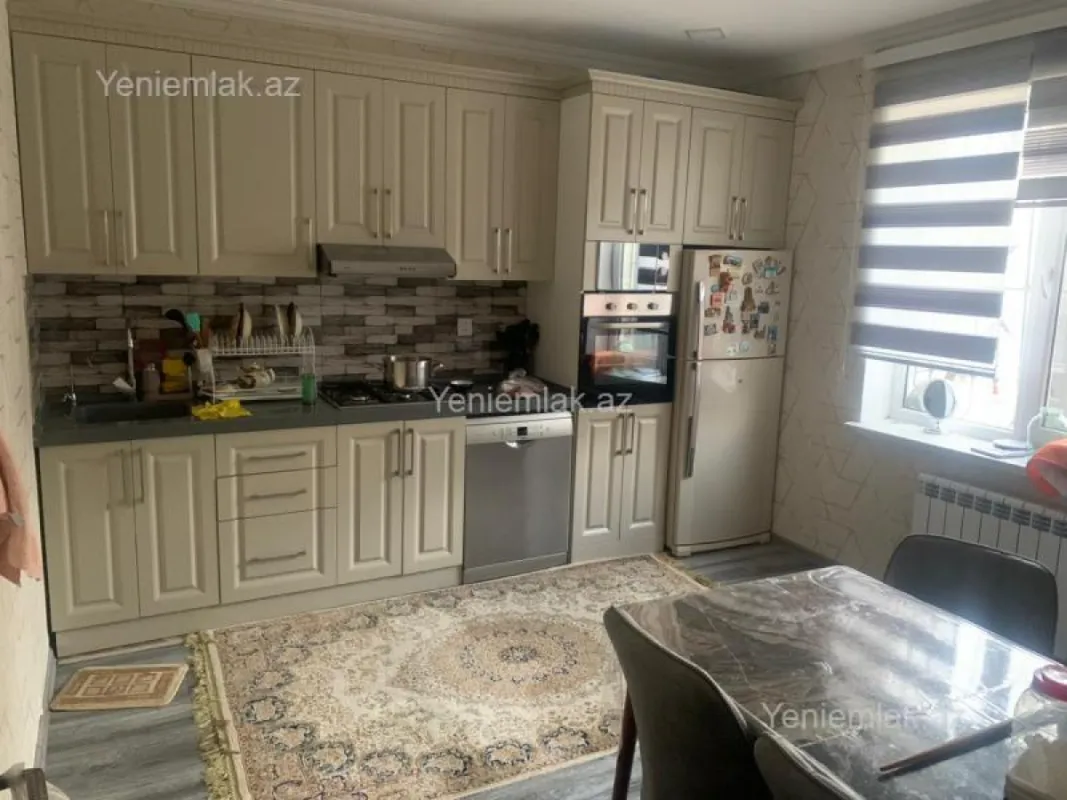 Satılır 4 otaqlı həyət evi 108 m²