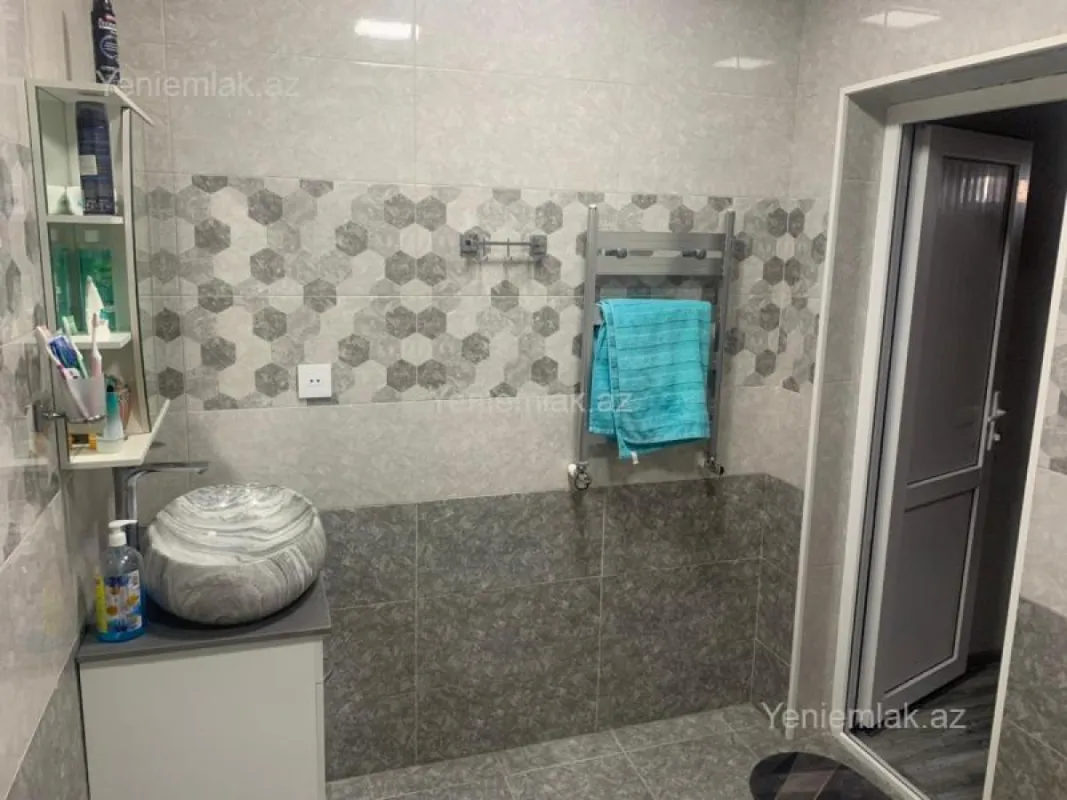 Satılır 4 otaqlı həyət evi 108 m²