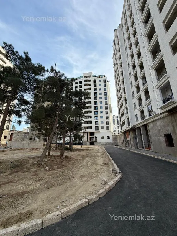 Satılır 2 otaqlı yeni tikili 74 m²