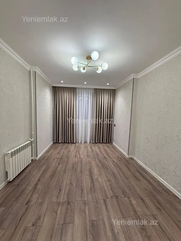 Satılır 3 otaqlı köhnə tikili 82 m²