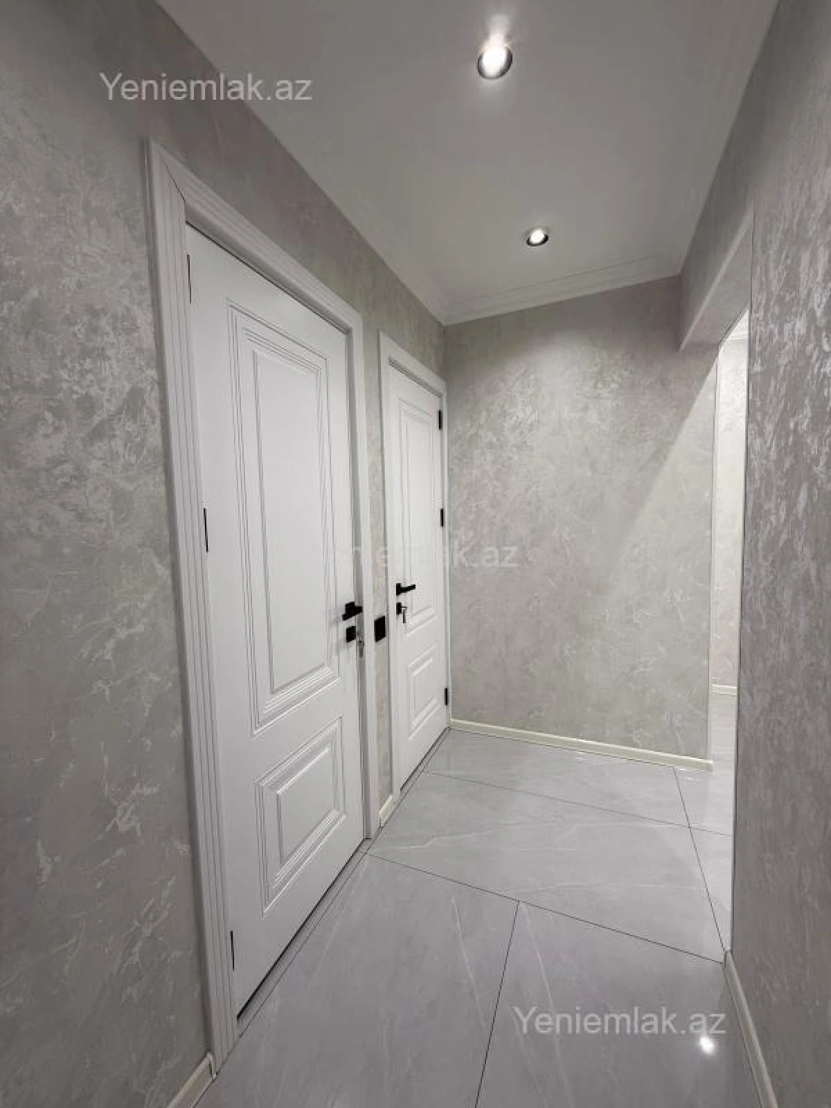 Satılır 3 otaqlı köhnə tikili 82 m²