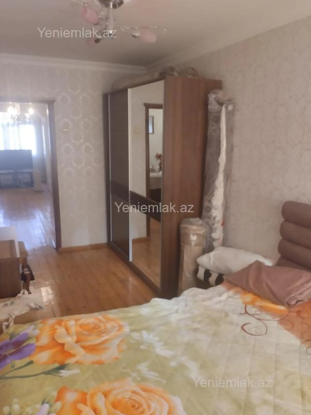 Satılır 2 otaqlı köhnə tikili 50 m²