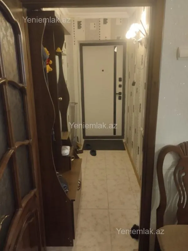 Satılır 2 otaqlı köhnə tikili 50 m²
