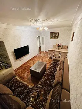 Satılır 2 otaqlı köhnə tikili 60 m²