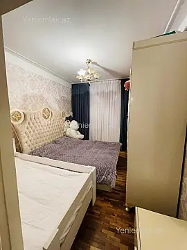 Satılır 2 otaqlı köhnə tikili 60 m²