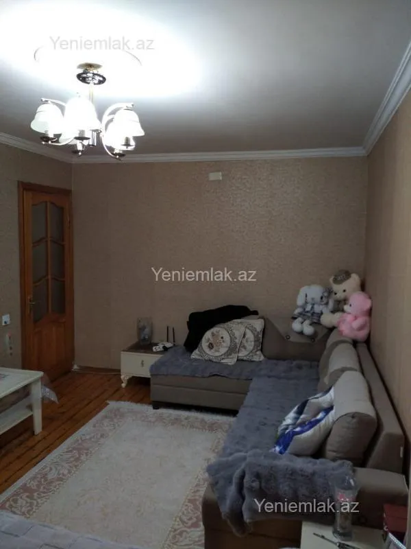 Satılır 1 otaqlı köhnə tikili 31 m²