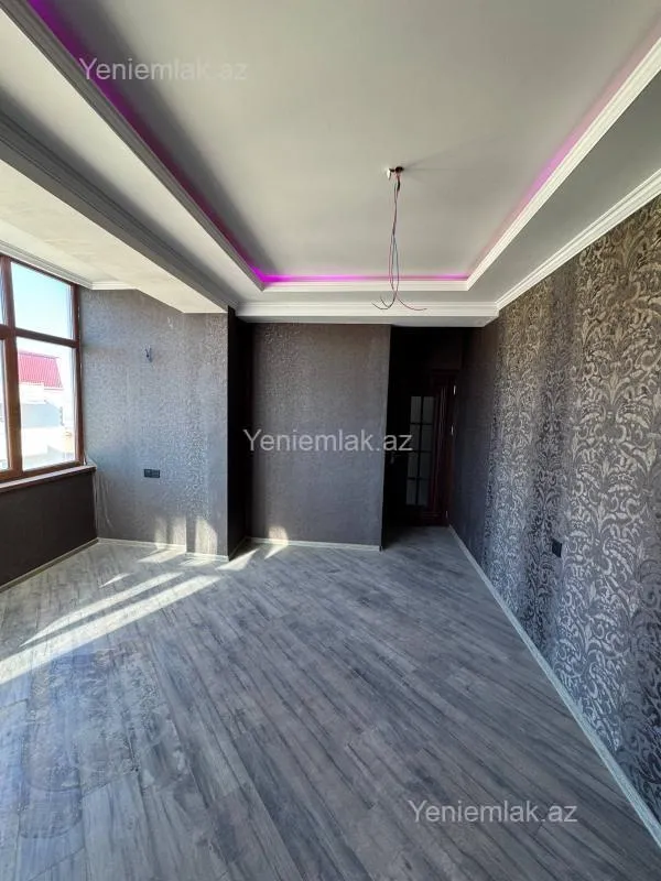 Satılır 3 otaqlı yeni tikili 72 m²