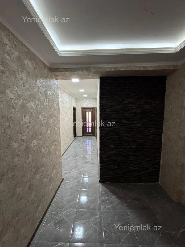 Satılır 3 otaqlı yeni tikili 72 m²